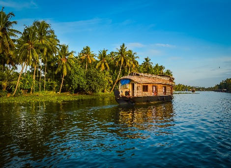 cochin munnar tour Alleppey